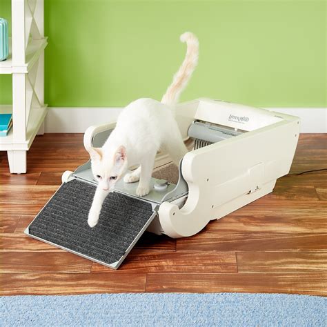 electric litter box battery|self emptying cat litter box.